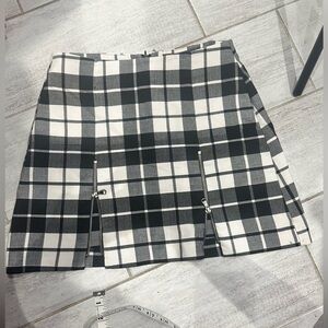 ZARA Black & White Plaid Mini Skirt | Size Small